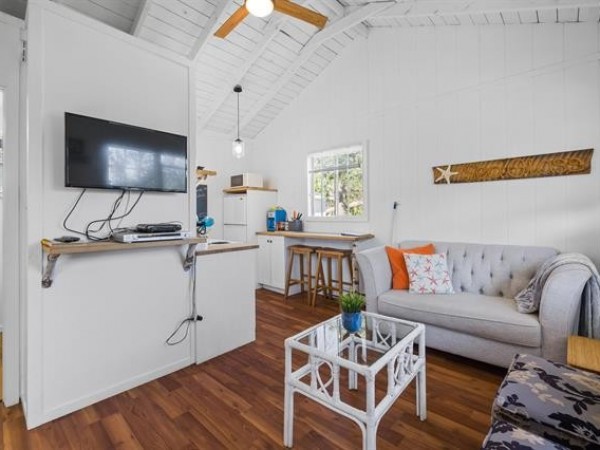 slide show photo number 33